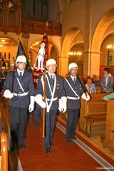 Einzug in die Pfarrkirche zum 125-jährigen Jubiläum der Freiwilligen Feuerwehr Kirchhellen