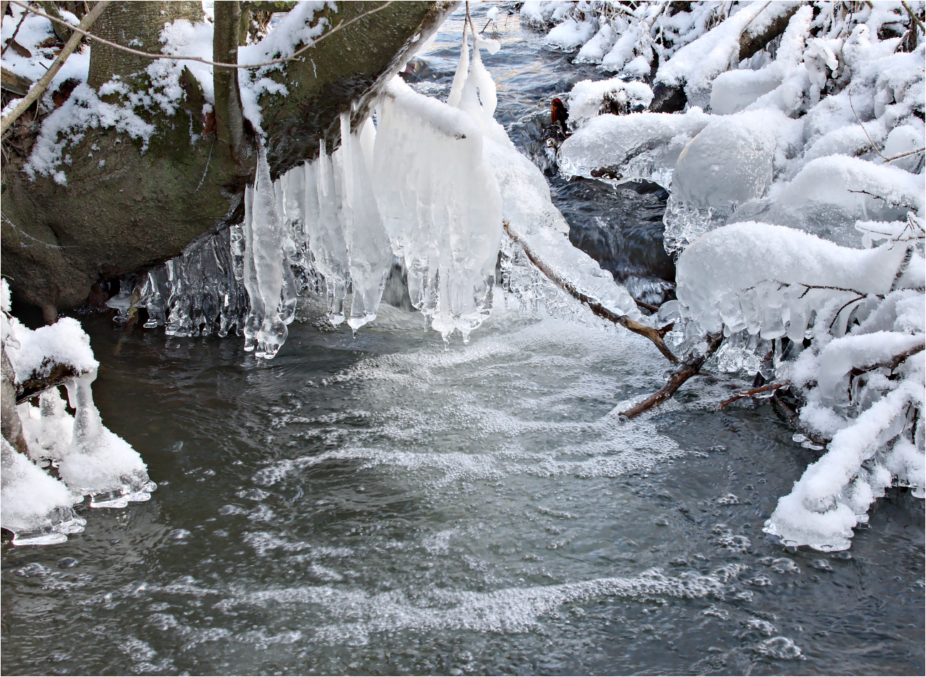 Eis am Bach