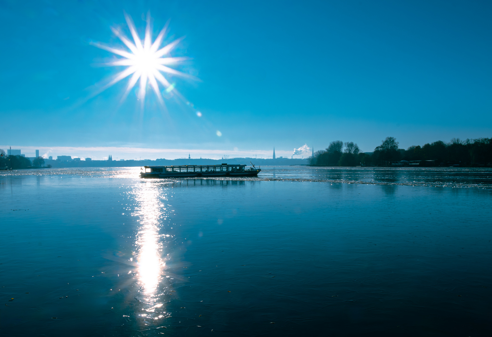 "Eis am Kiel" statt "Eis am Stiel"