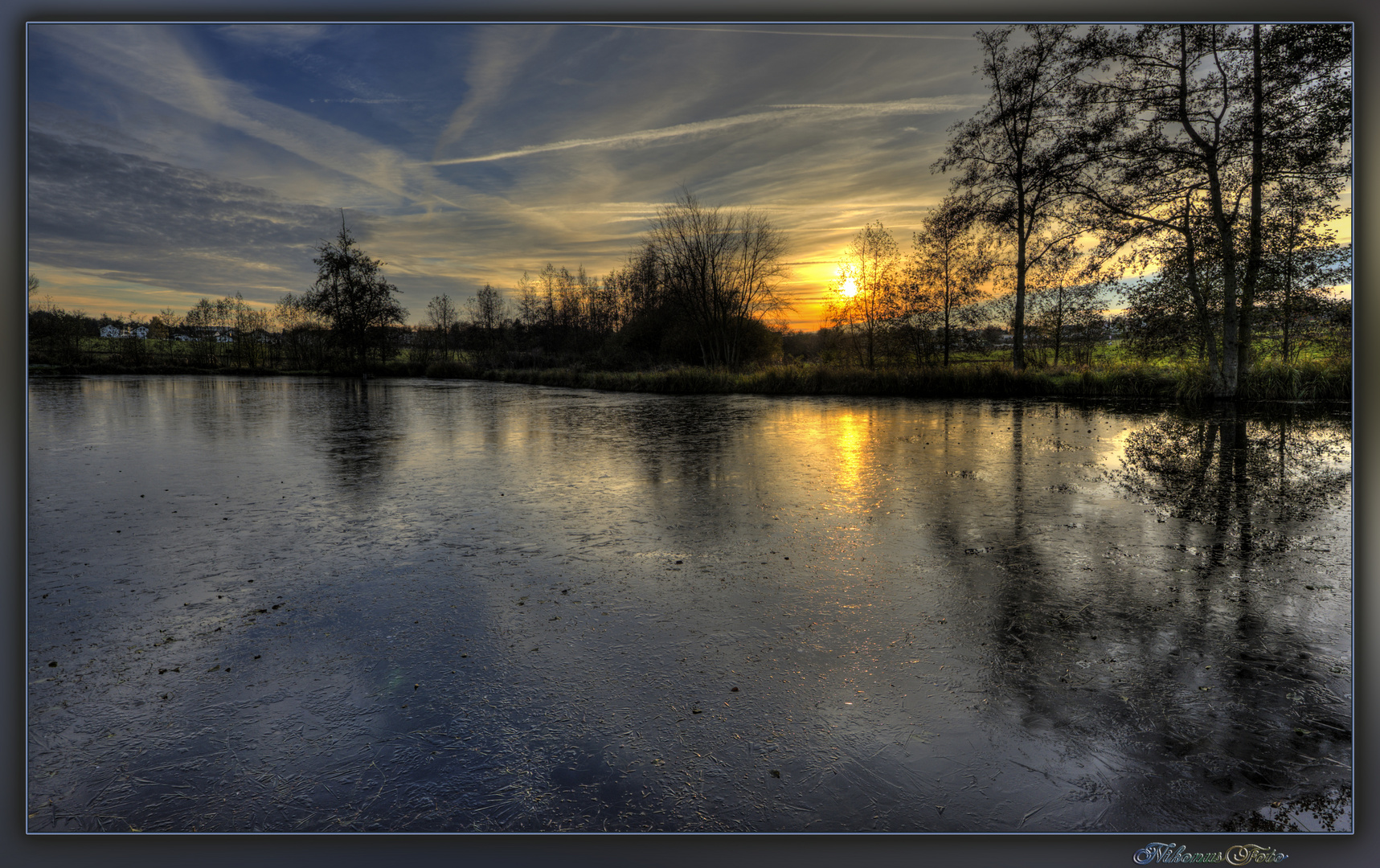  Eis auf dem Teich