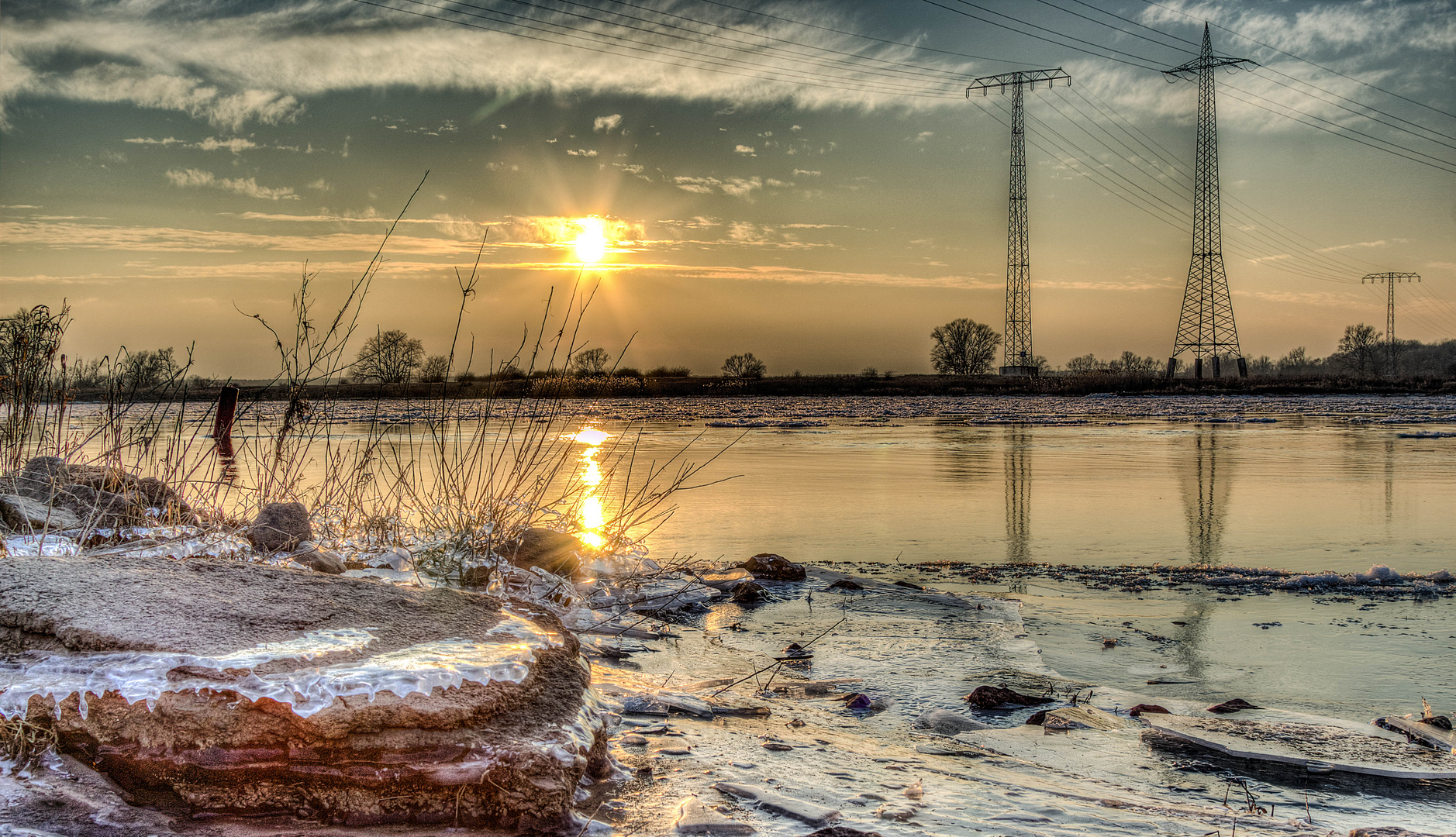 Eis auf der Elbe