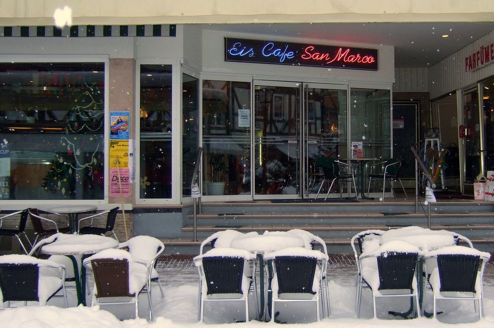 -Eis Cafe...es sind noch Plätze frei-
