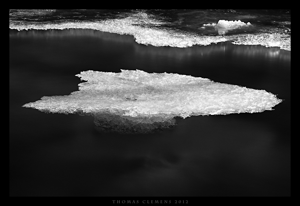 Eis im Fluss (1)