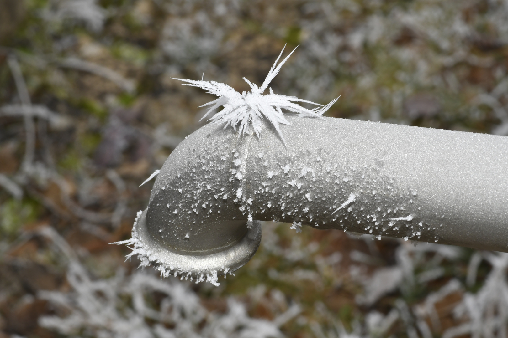 Eis - Kalt    -    Wasser