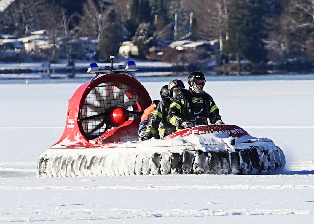 Eis Rettung - Übung auf dem Staffelsee 