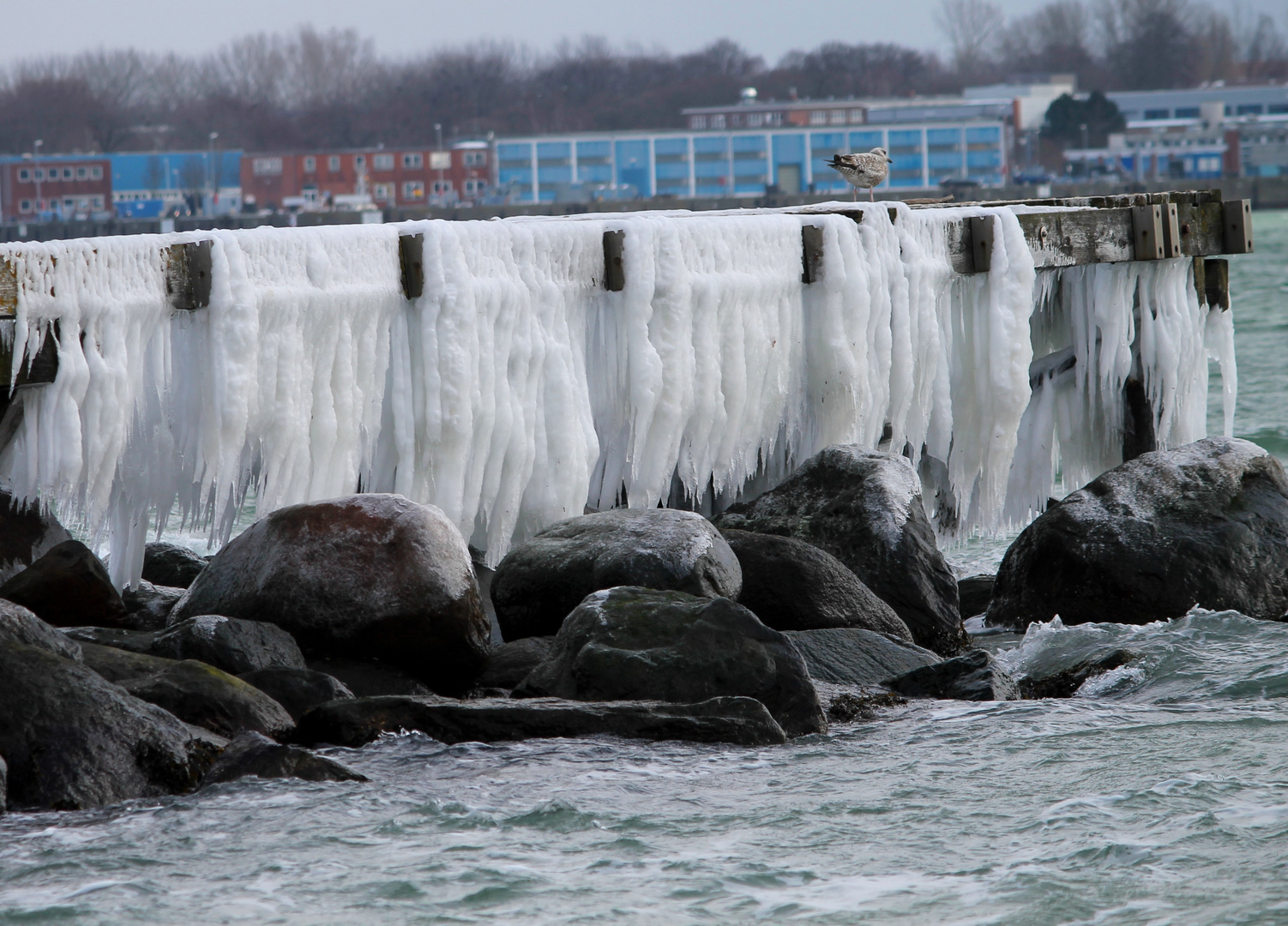 Eis wie ein Wasserfall