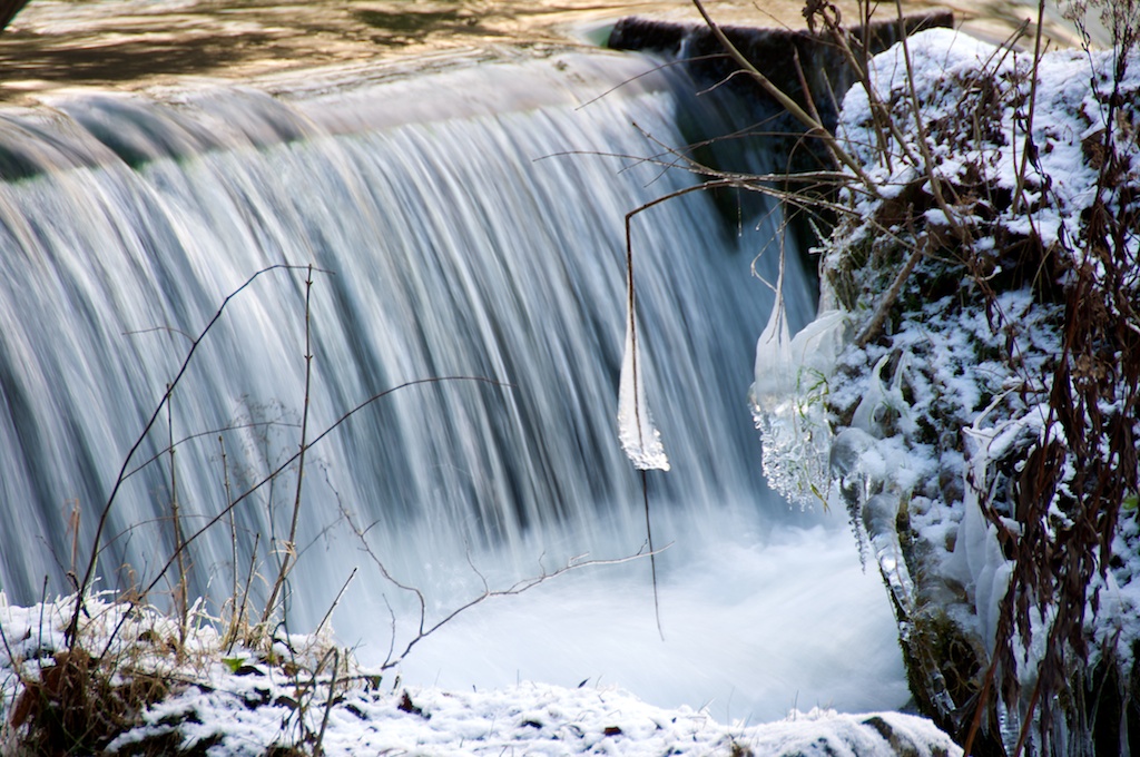 Eisbach im Winter