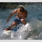 Eisbach-Surfen   180 Grad