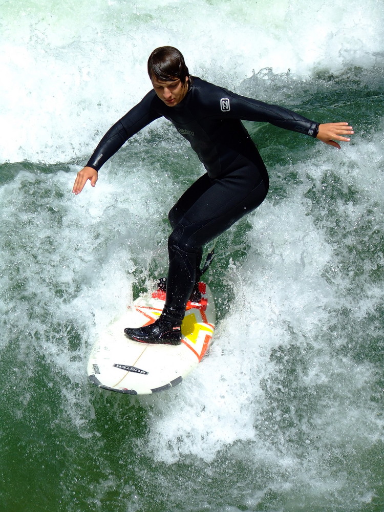 Eisbach-Surfer