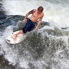 Eisbach Surfer II