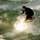 Eisbach Surfing Munich