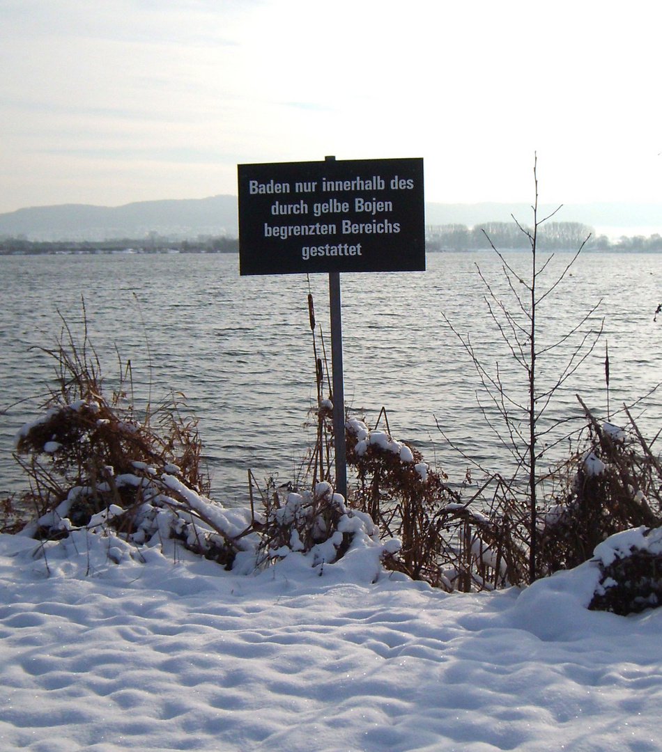 Eisbaden ? Nein danke ,bei -8°C ein wenig zu frisch !