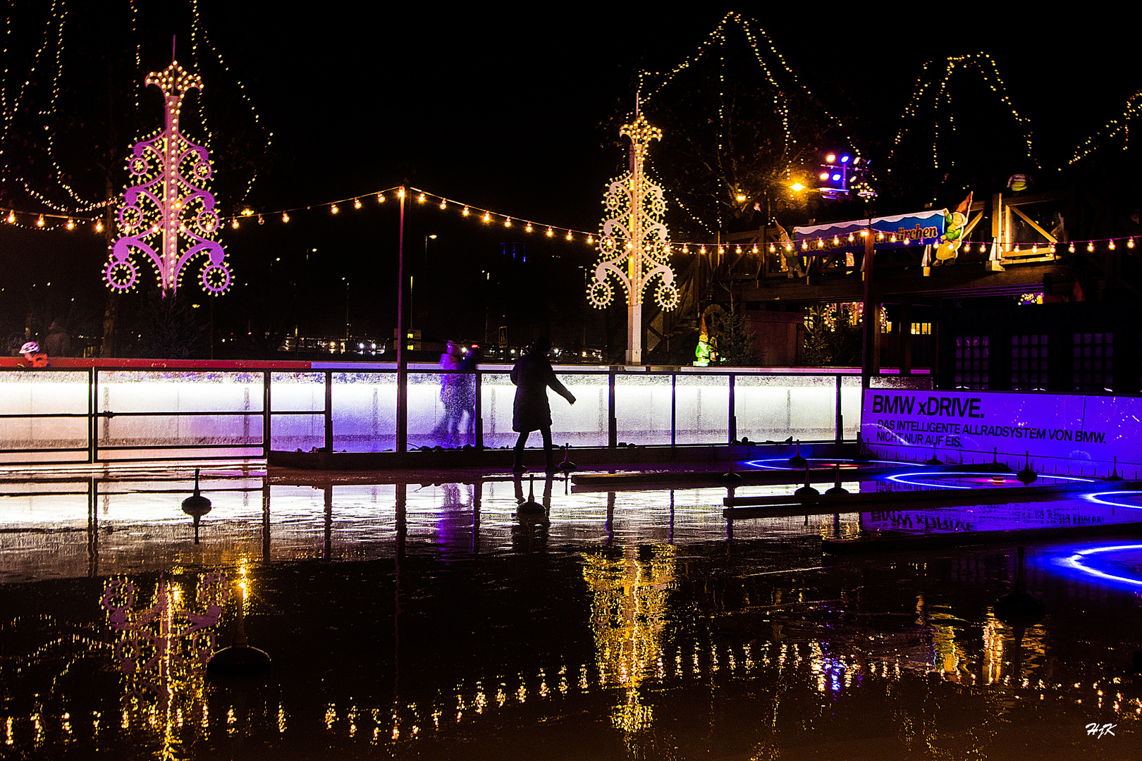 Eisbahn auf dem Heumarkt ..