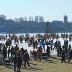 Eisbahn auf der Neckarwiese