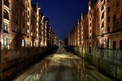 Eisbahn durch die Speicherstadt