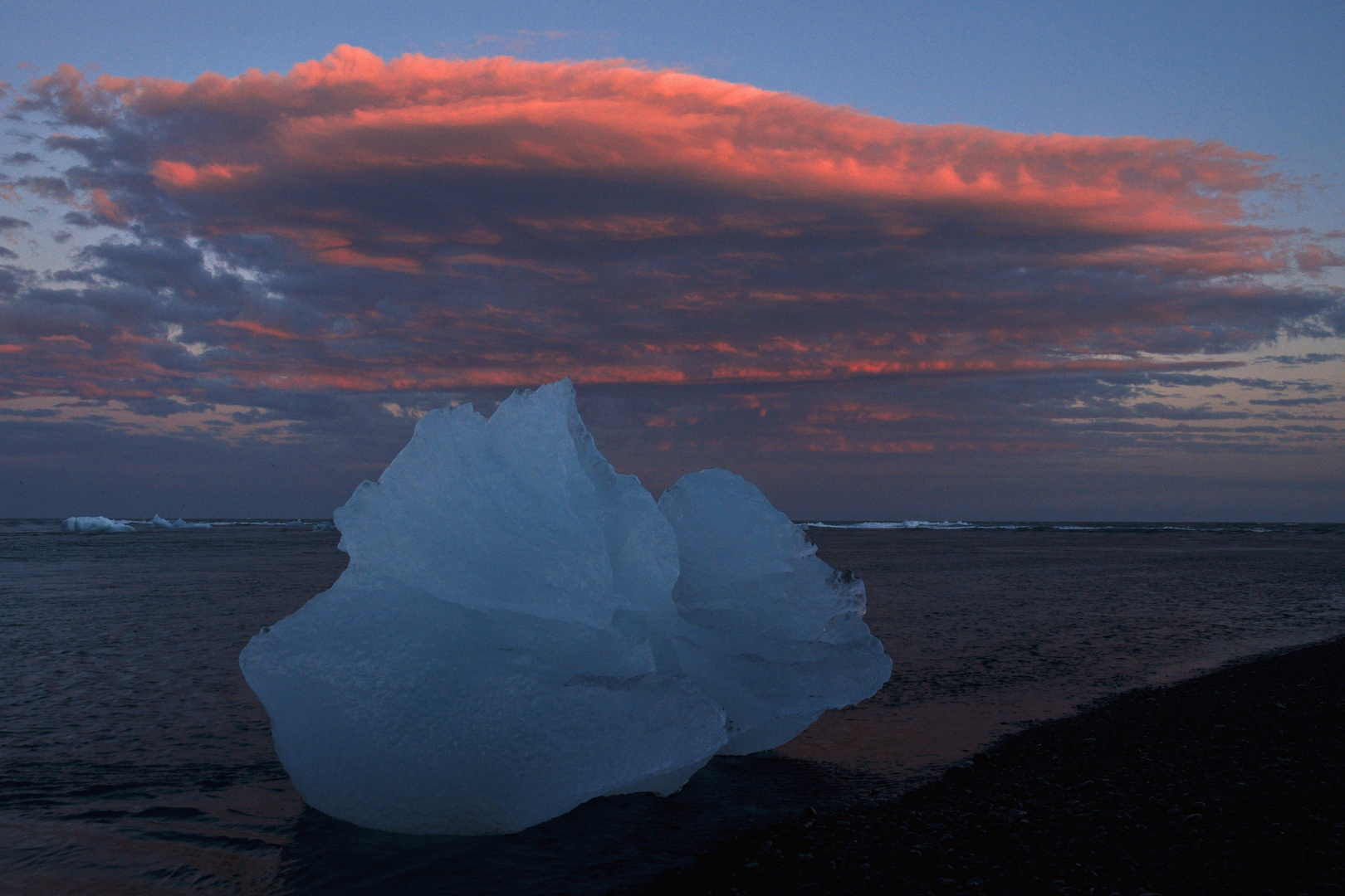 Eisberg im Abendlicht Jökullsárlón Südisland