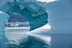 Eisberge im arktischen Nordmeer Ostgrönlands