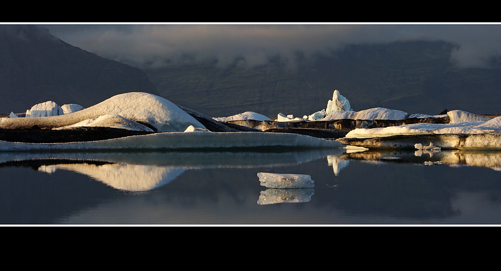 Eisberge im Jökulsalon