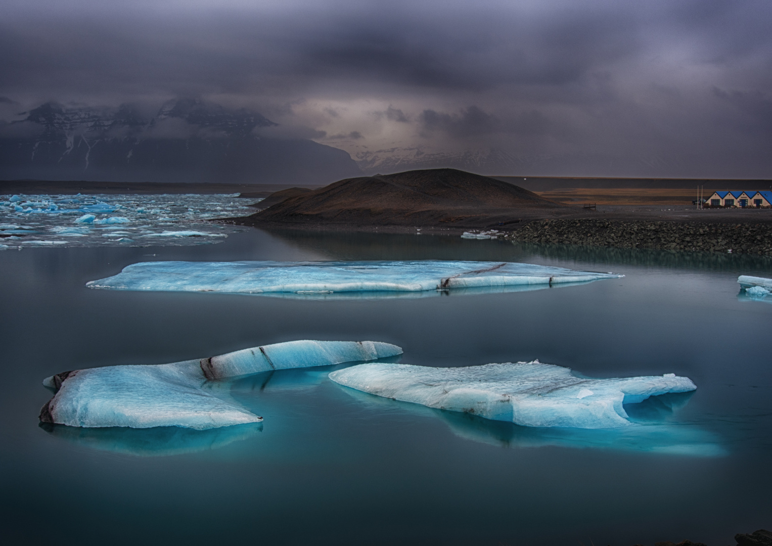 Eisberge im Jökulsarlon