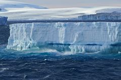 Eisberge und Gletscher, Antarktis