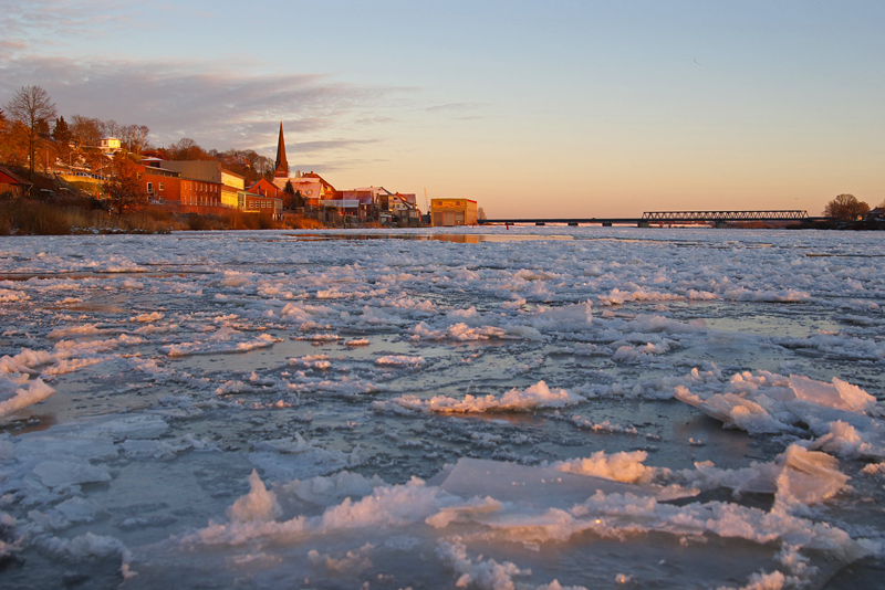 "Eisberge" vor Lauenburg