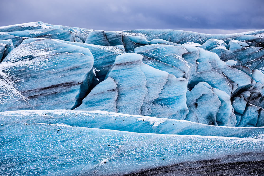 eisblau