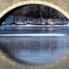 EISBLAUER BLICK