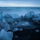 Eisblöcke im Wasser