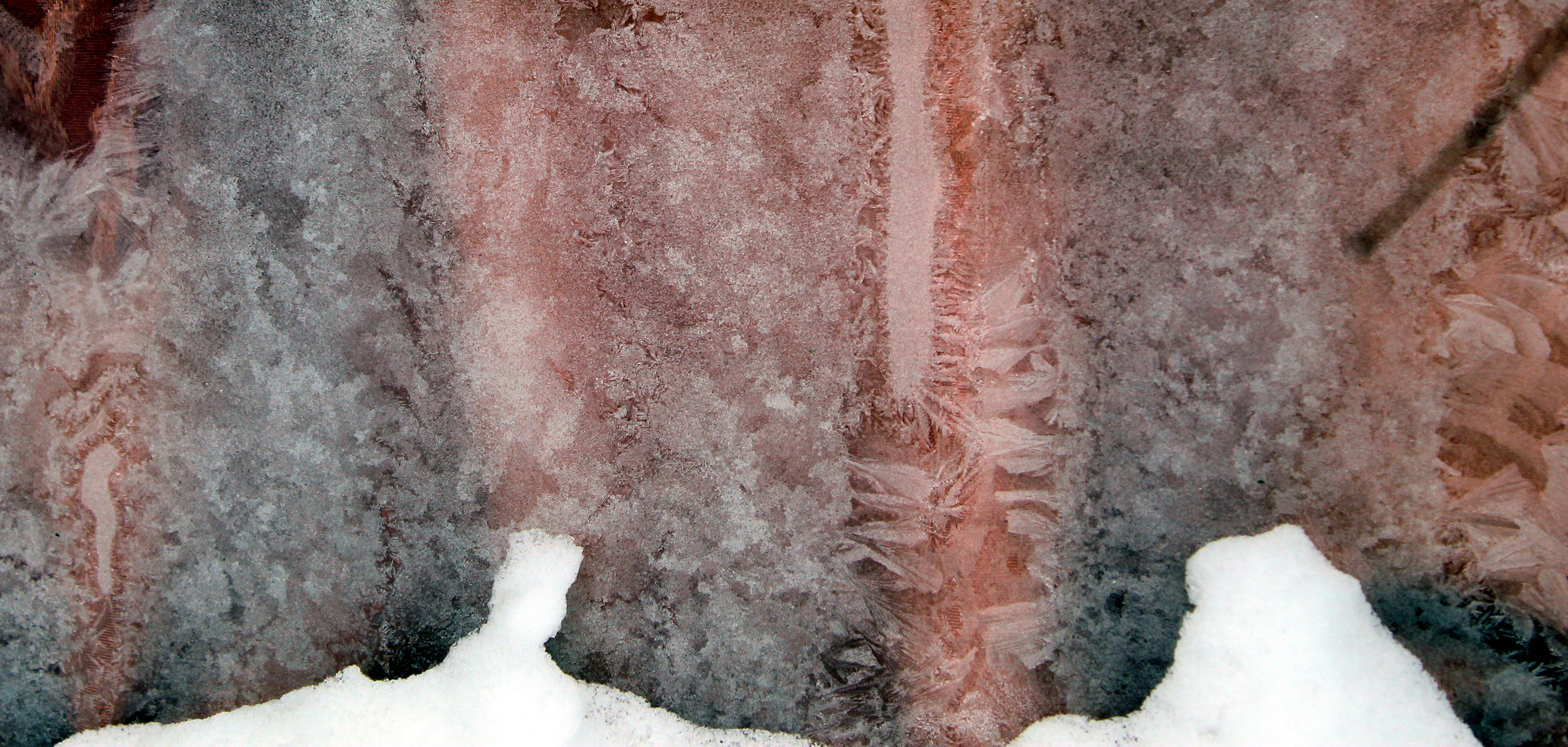 Eisblumen am Fenster sind vorbei