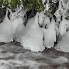 Eisblumen am gefrorenem Wasserfall Februar 2012