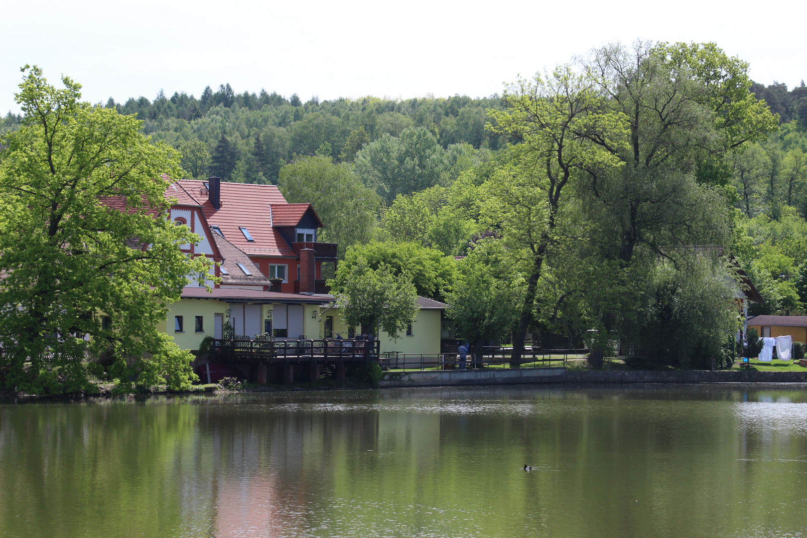 Eisdiehle am See