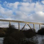 Eisenbahn-Brücke...