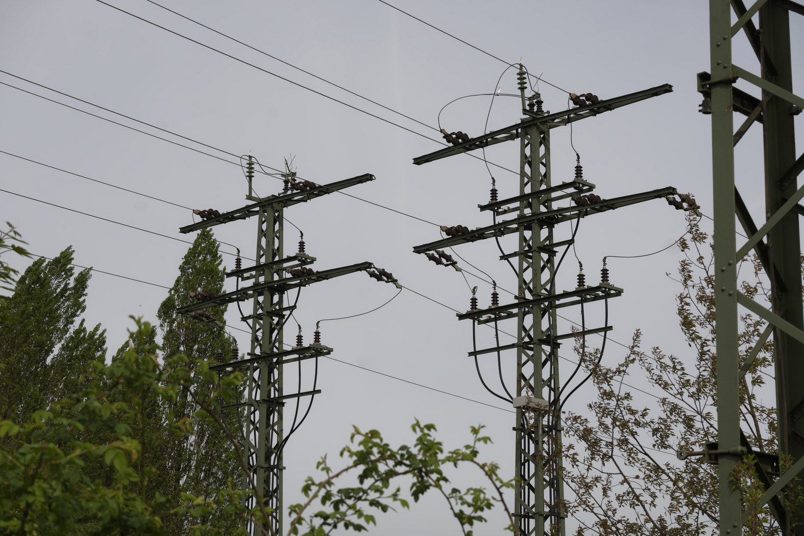 Eisenbahn-Infrastruktur zur Energieversorgung, hier ...