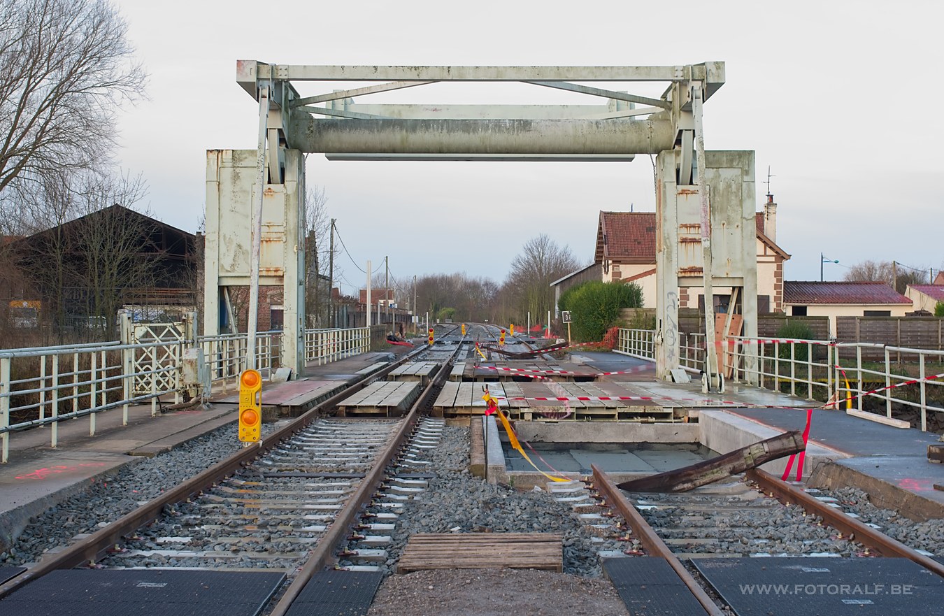 Eisenbahn-Klappbrücke Gravelines (2014)