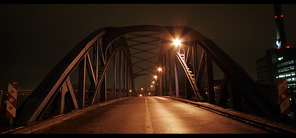 Eisenbahnbassin Brücke DU- Ruhrort