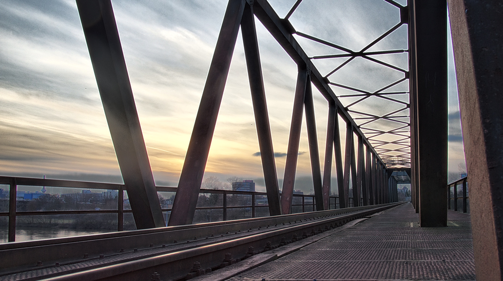 Eisenbahnbrücke 02