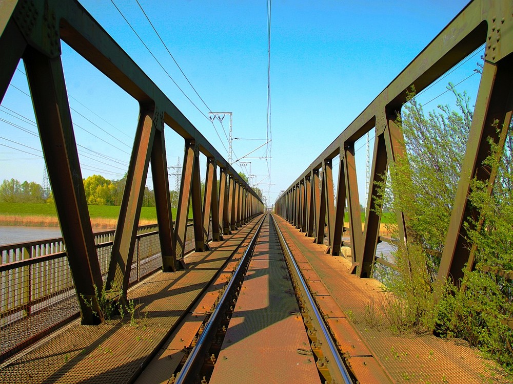 Eisenbahnbrücke