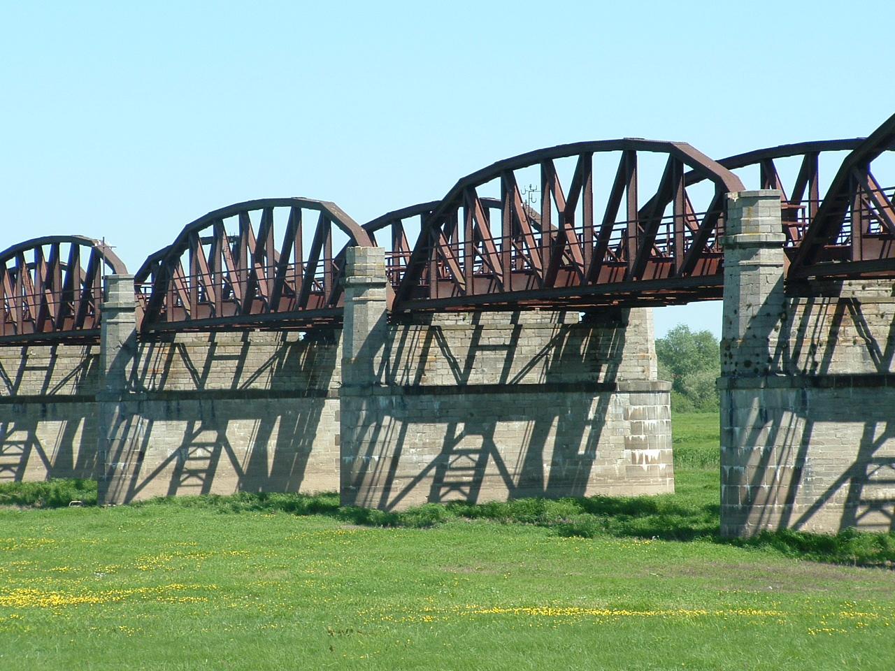 Eisenbahnbrücke