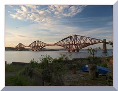 Eisenbahnbrücke am Abend