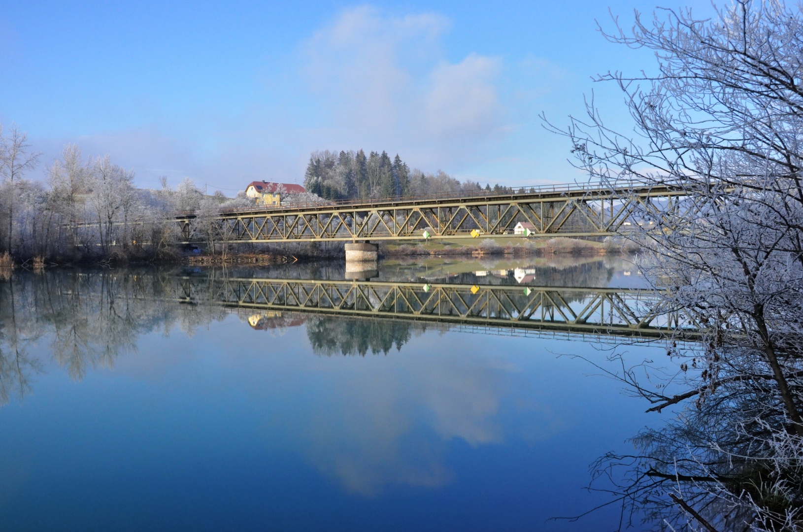 Eisenbahnbrücke