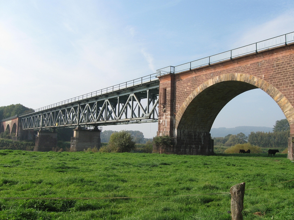 Eisenbahnbrücke bei Boffzen