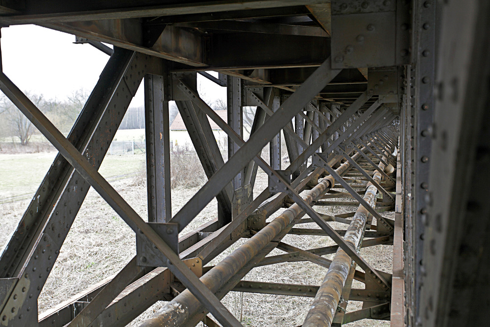 Eisenbahnbrücke bei Kassel