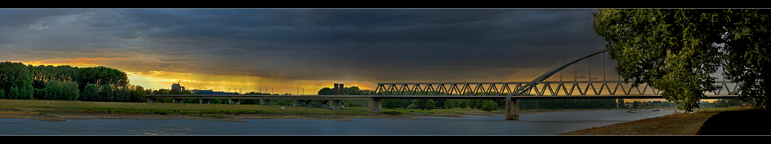 Eisenbahnbrücke Düsseldorf-Hamm