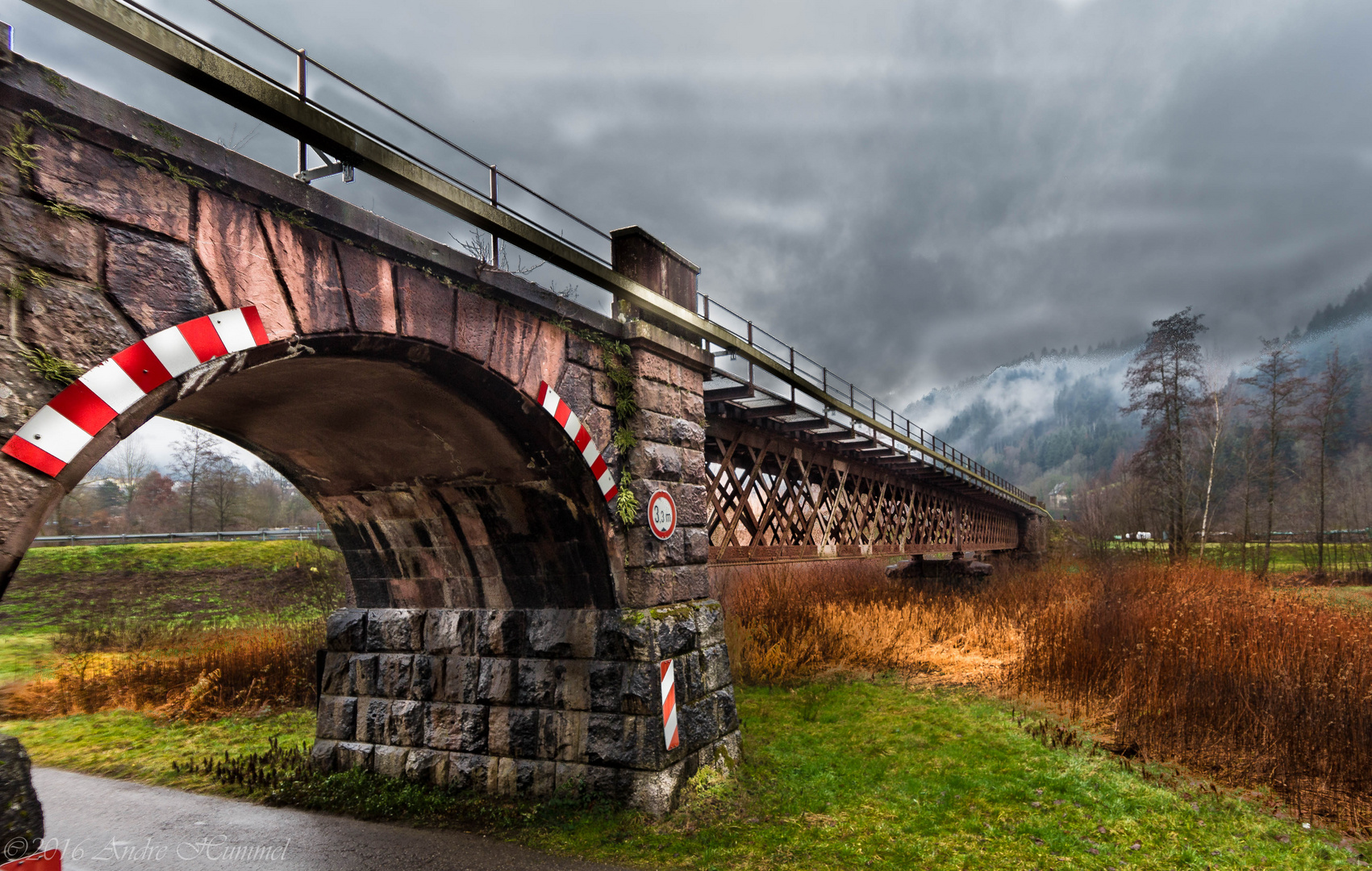Eisenbahnbrücke im Schwarzwald