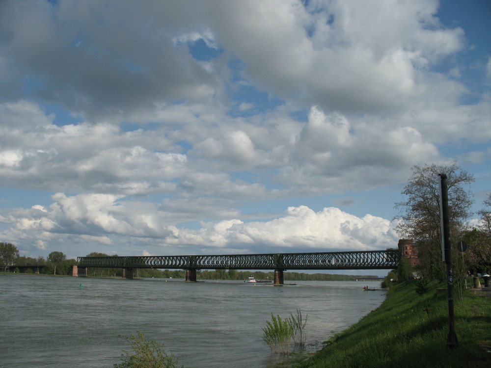 Eisenbahnbrücke Mainz Original