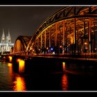 Eisenbahnbrücke mit Kölner Dom