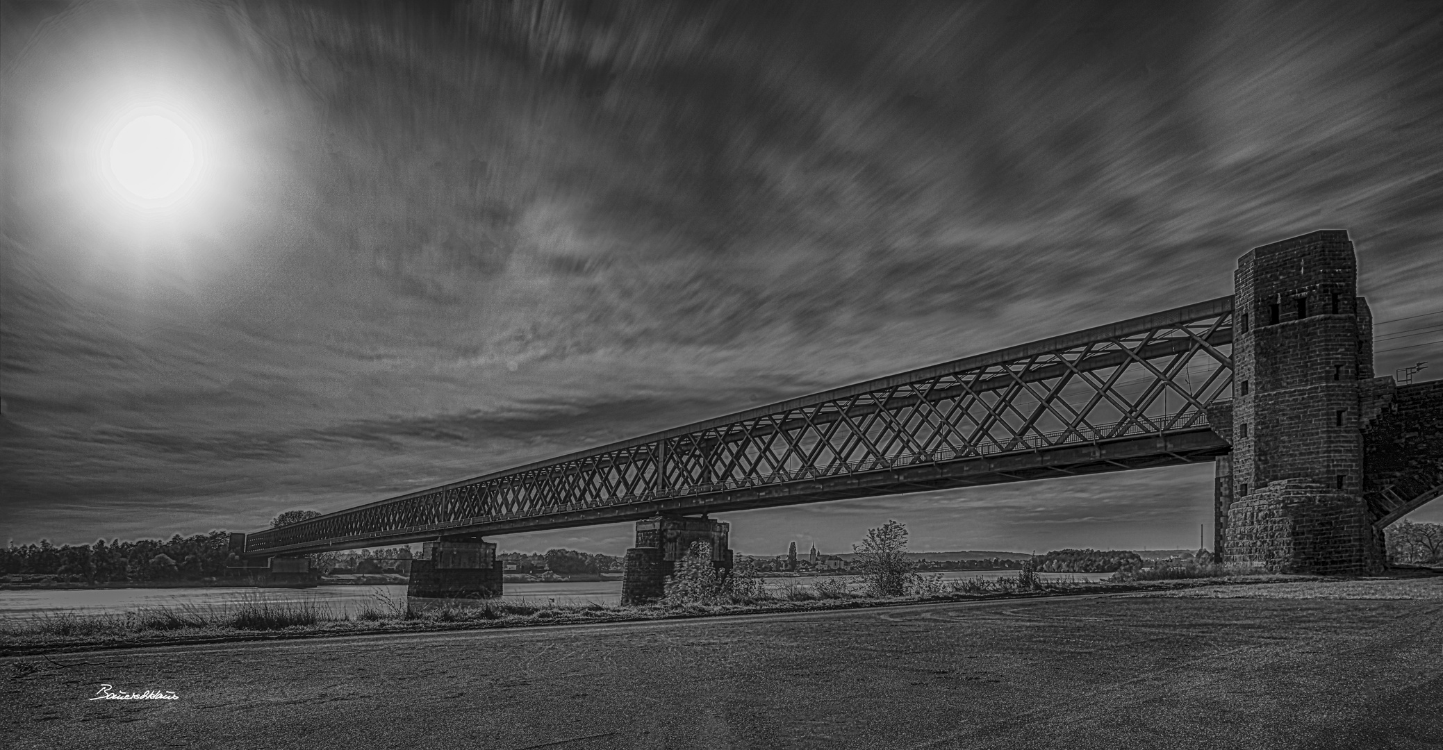 Eisenbahnbrücke Neuwied_Engers am Rhein