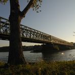 Eisenbahnbrücke romantisch