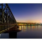 Eisenbahnbrücke von Hessen nach Rheinland-Pfalz