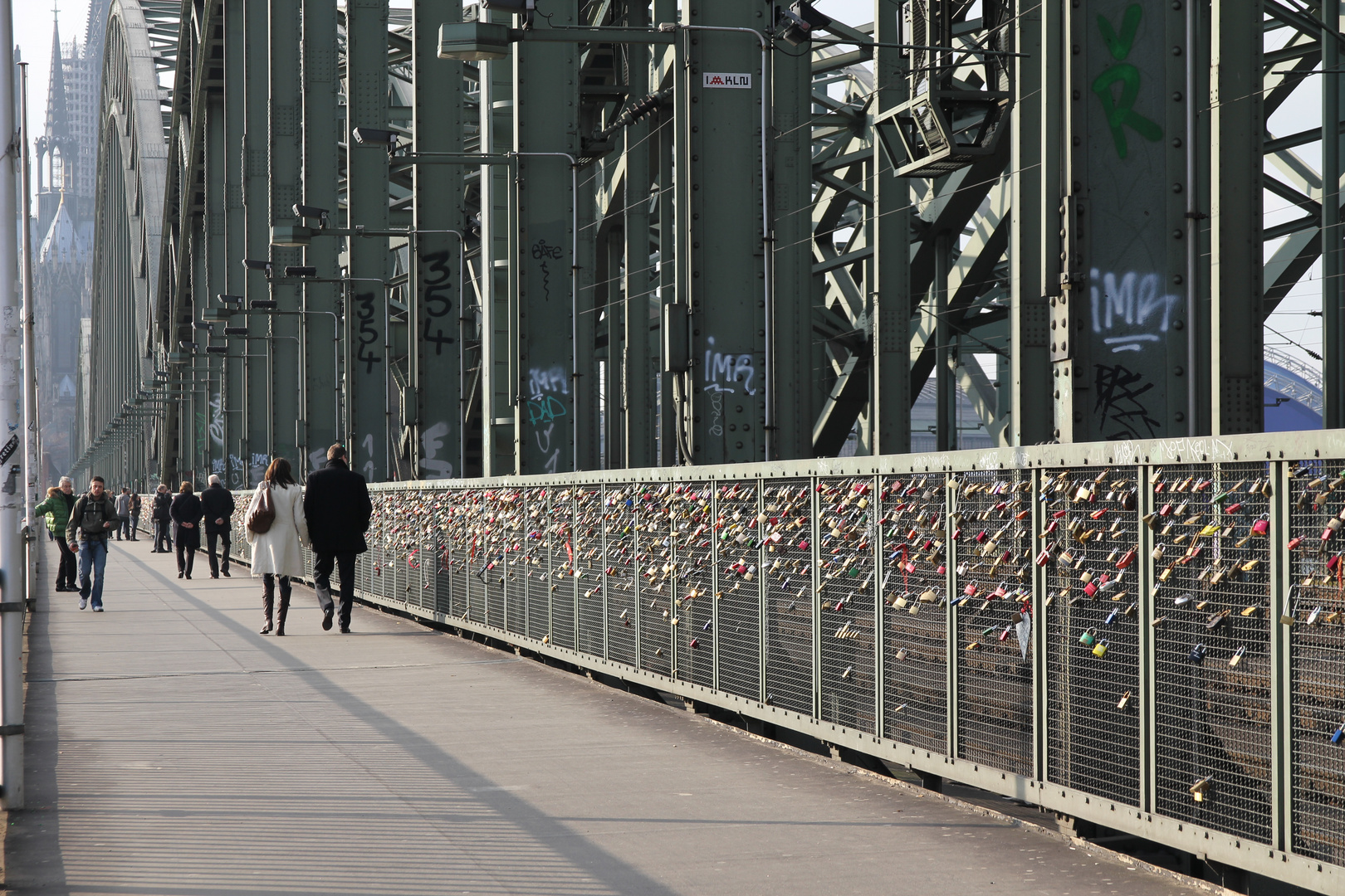 Eisenbahnbrücke zwischen Deutz und der Kölner Innenstadt